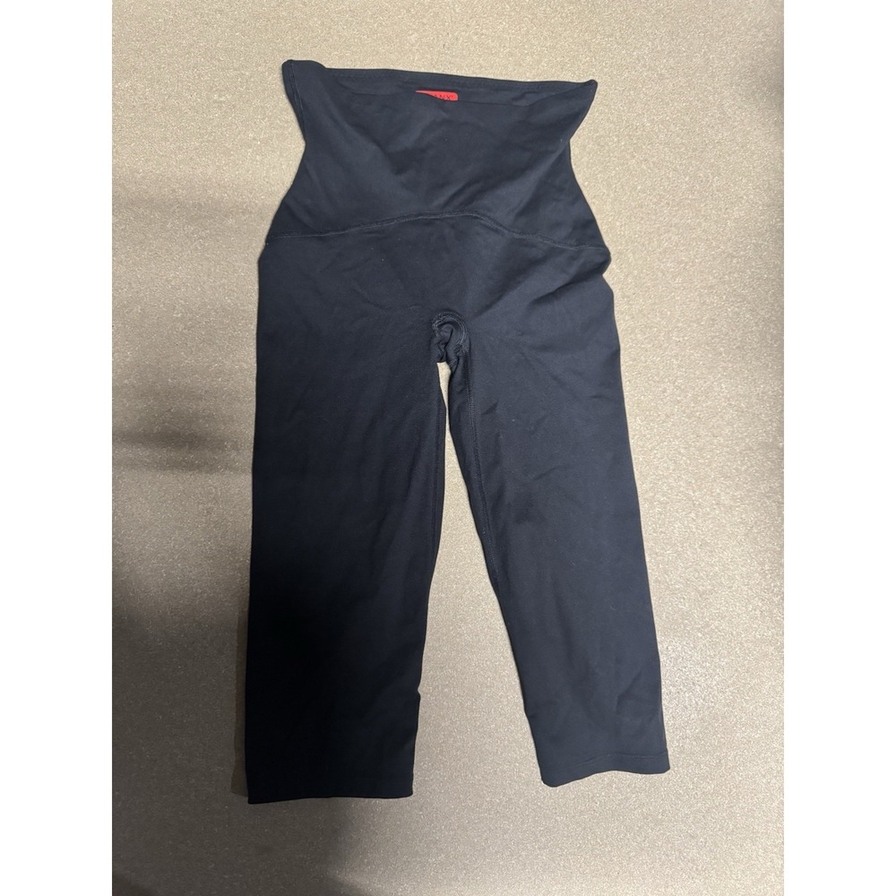 Spanx Women's Look At Me Now Seamless Leggings Black Crop Size M High Rise $67